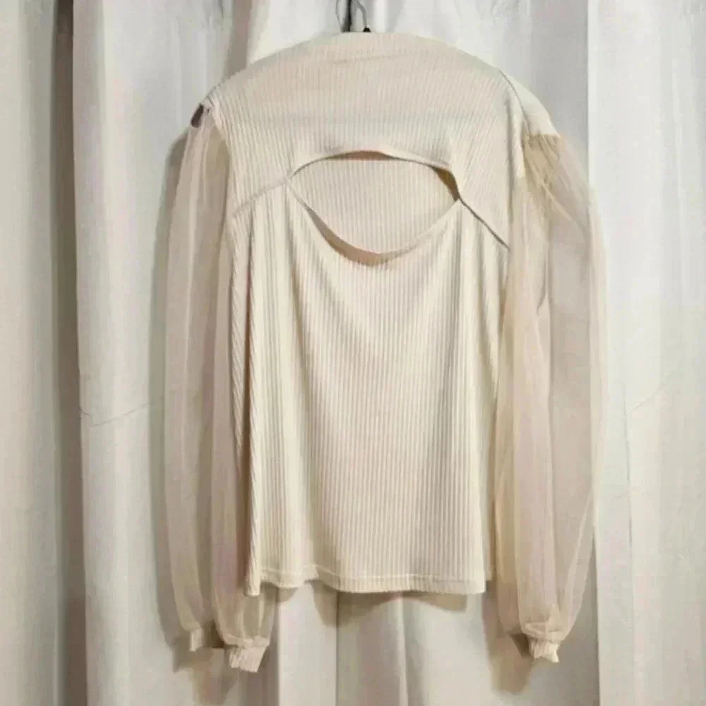 Plus Size Cutout Ribbed Long Sleeve Top